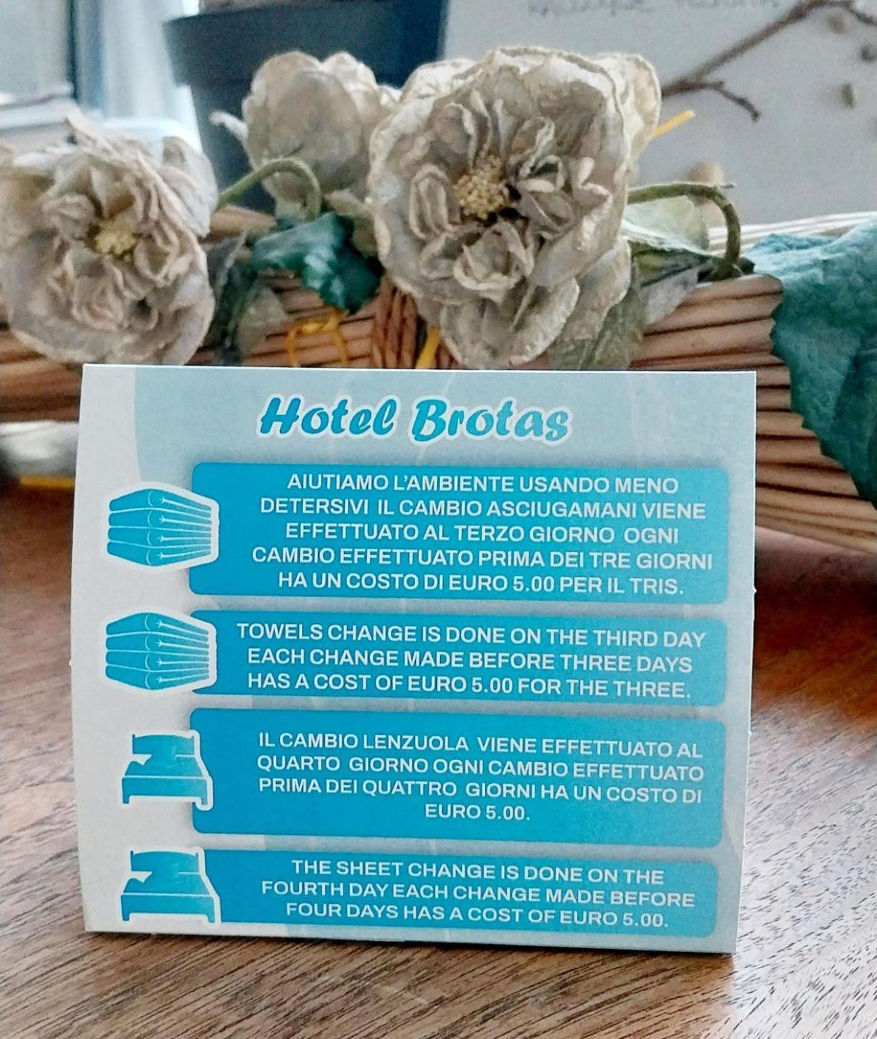 Hotel Brotas Римини Экстерьер фото